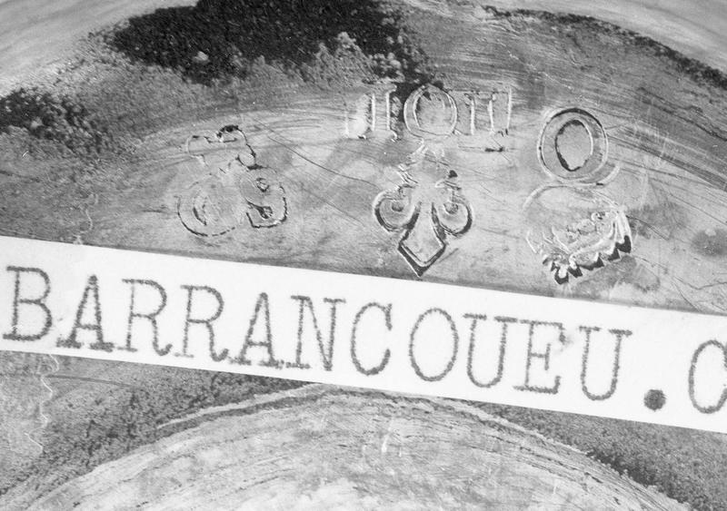 Ciboire : poinçons du maître Guillaume Siméon, de la ville de Toulouse et lettre-date O