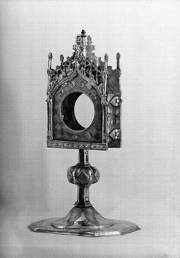 Monstrance reliquaire pédiculée en cuivre argenté