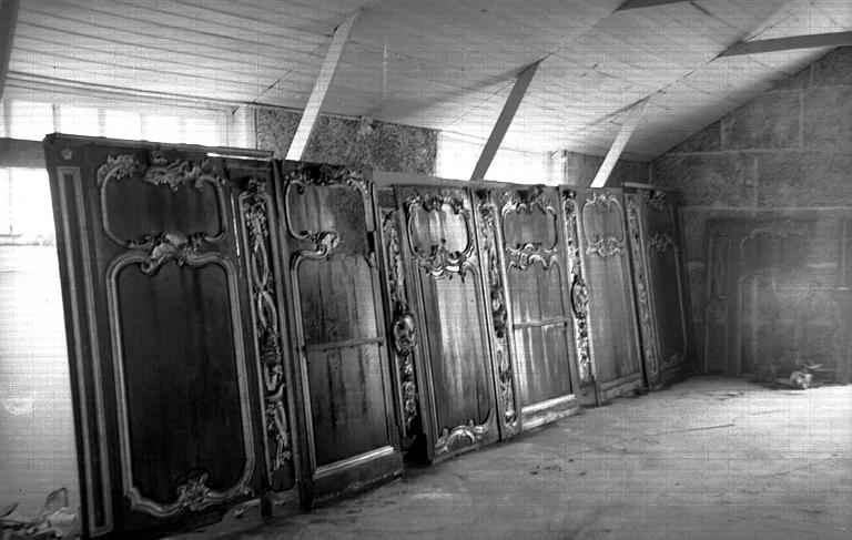 Boiseries, panneaux déposés