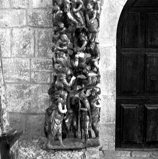 Retable, groupe sculpté : 'L'arbre de Jessé', bois sculpté, peint, doré ; après restauration