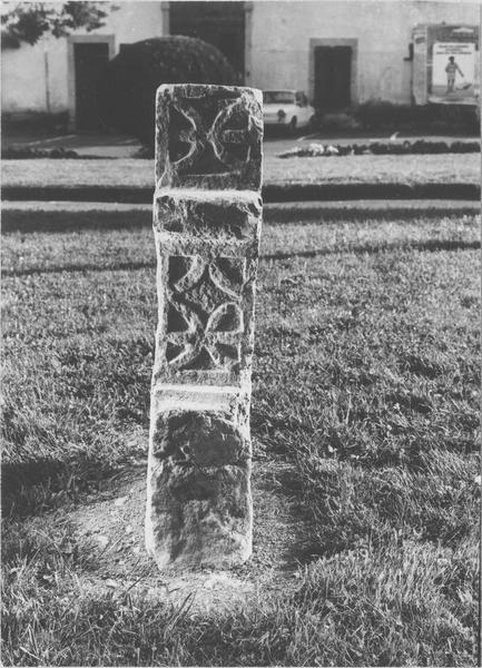 stèle tabulaire, profilstèle tabulaire, vue générale du profil