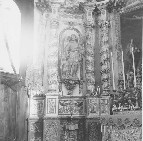 retable du maître-autel, statue : Ange Gabriel, vue générale