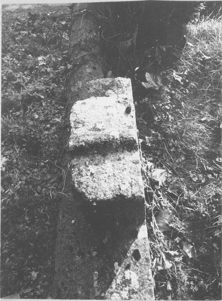 croix pour Bernard de Hariet, vue générale du dessus - © Ministère de la Culture (France), Médiathèque du patrimoine et de la photographie (objets mobiliers), tous droits réservés