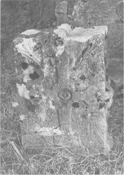 stèle tabulaire, revers, vue générale - © Ministère de la Culture (France), Médiathèque du patrimoine et de la photographie (objets mobiliers), tous droits réservés