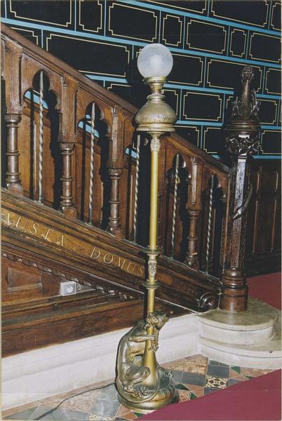 porte-luminaires (torchère), vue générale - © Ministère de la Culture (France), Médiathèque du patrimoine et de la photographie (objets mobiliers), tous droits réservés