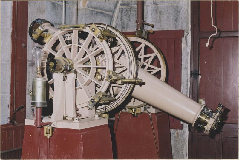 instrument astrométrique : lunette méridienne décimale W. Eichens, vue générale