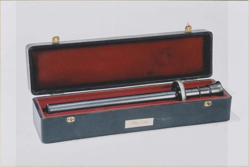 polarimètre dans son coffret, vue générale - © Ministère de la Culture (France), Médiathèque du patrimoine et de la photographie (objets mobiliers), tous droits réservés