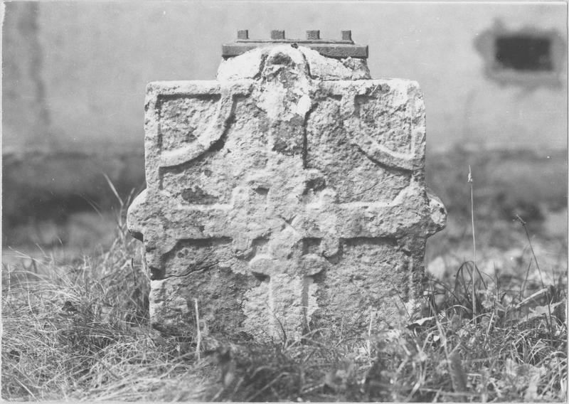 stèle tabulaire, avers, vue générale - © Ministère de la Culture (France), Médiathèque du patrimoine et de la photographie (objets mobiliers), tous droits réservés