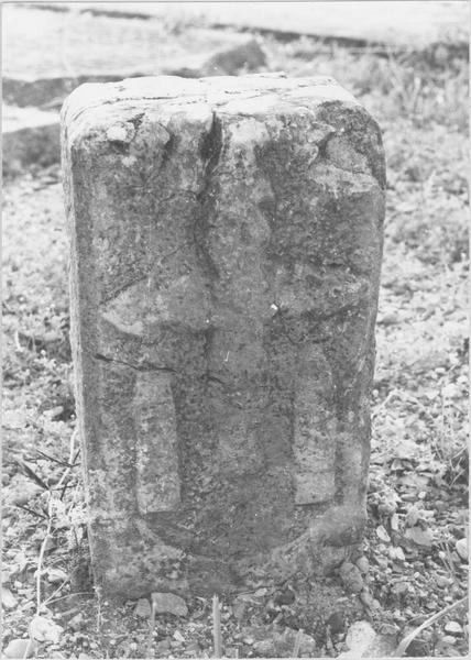 stèle tabulaire, revers, vue générale - © Ministère de la Culture (France), Médiathèque du patrimoine et de la photographie (objets mobiliers), tous droits réservés
