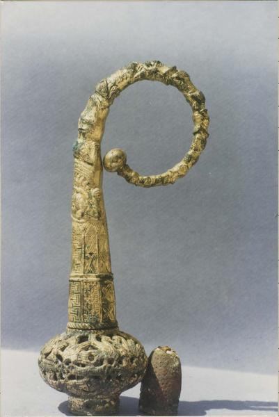 crosse pastorale d'évêque, vue générale - © Ministère de la Culture (France), Médiathèque du patrimoine et de la photographie (objets mobiliers), tous droits réservés