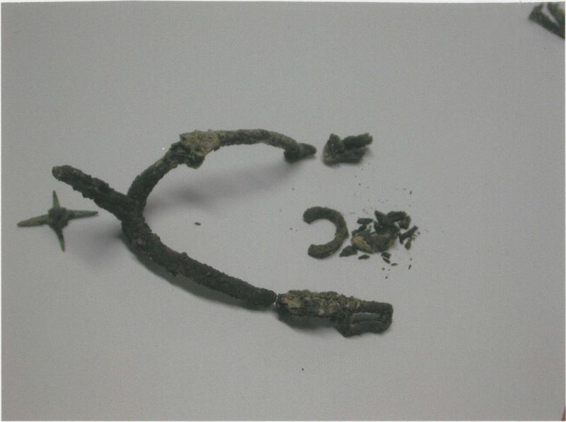 Éperon provenant de la sépulture de l'évêque Raimond d'Ogeu