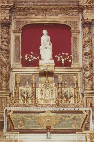 retable, statue de la vierge à l'enfant, vue partielle