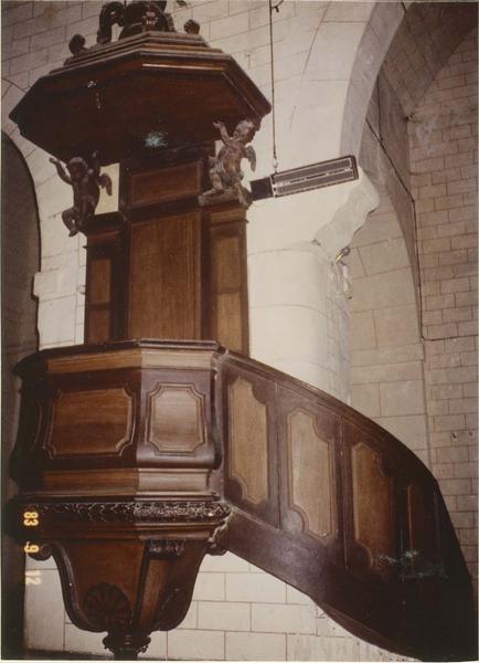 chaire à prêcher, vue générale - © Ministère de la Culture (France), Médiathèque du patrimoine et de la photographie (objets mobiliers), tous droits réservés