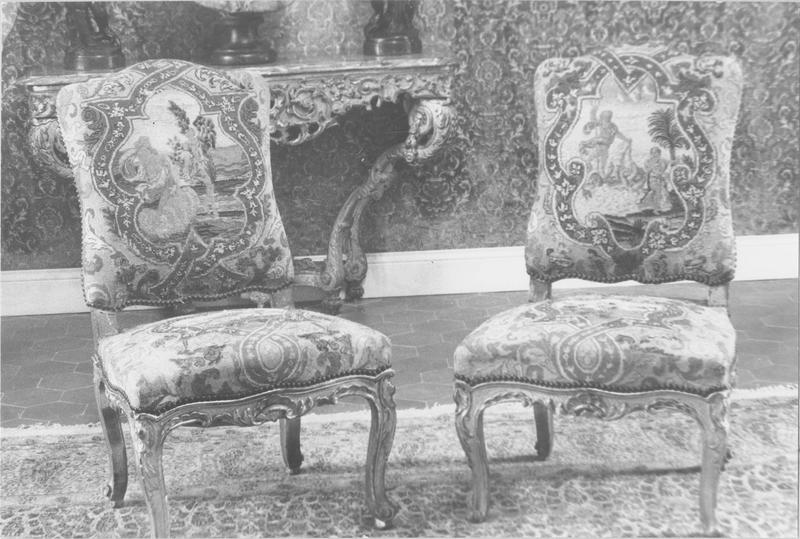 chaises, vue générale