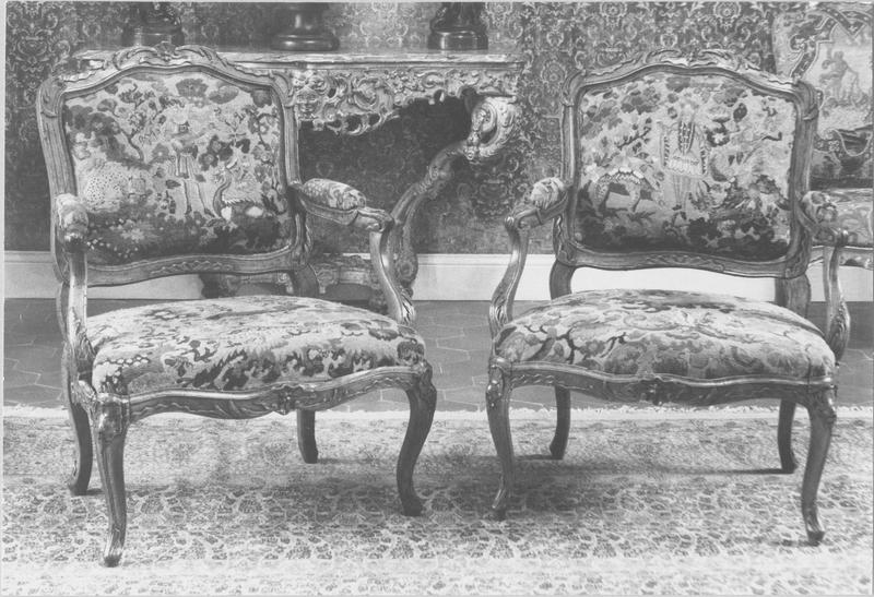 fauteuils style Louis XV, style Régence, vue générale