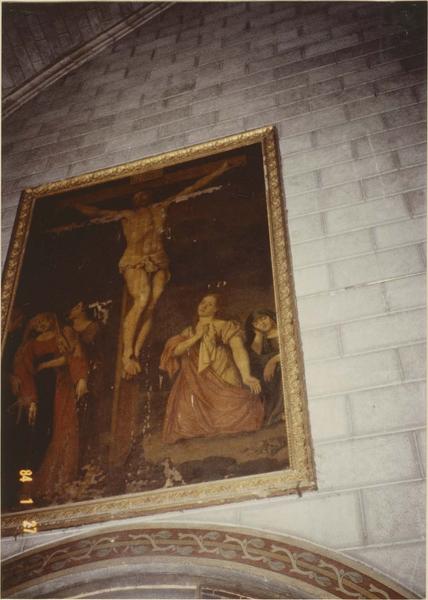 tableau, cadre : Christ en croix au pied de la Vierge soutenue par saint Jean et les saintes femmes (le), vue générale