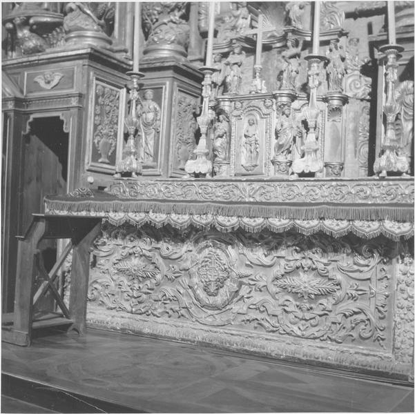 autel, tabernacle, vue générale