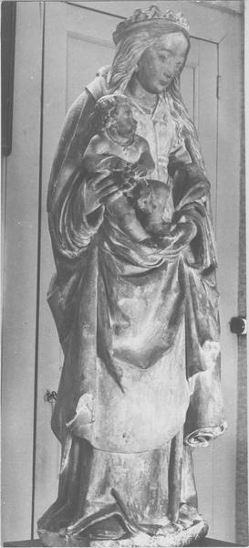 statue : Vierge à l'enfant, vue générale - © Ministère de la Culture (France), Médiathèque du patrimoine et de la photographie (objets mobiliers), tous droits réservés