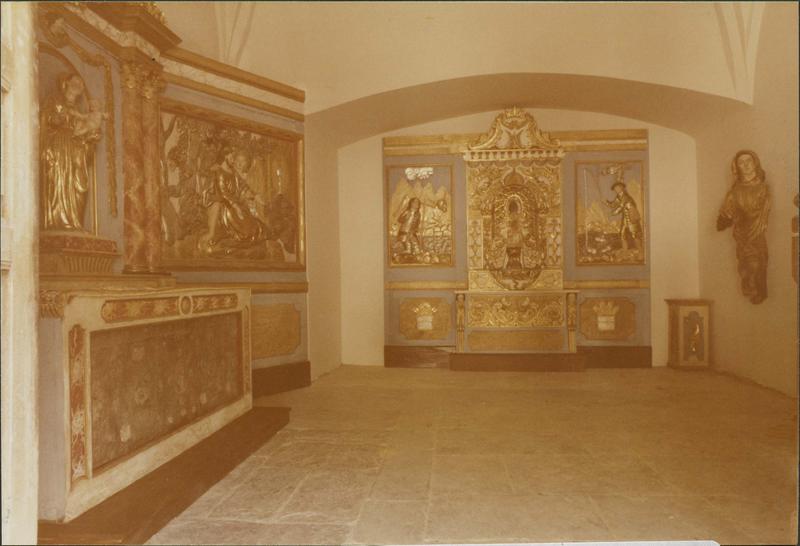retable, bas-reliefs, vue générale