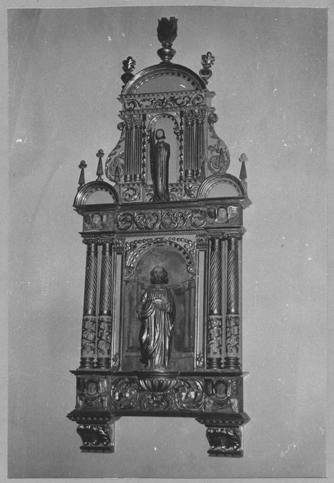 retable et sa statue : Saint Pierre
