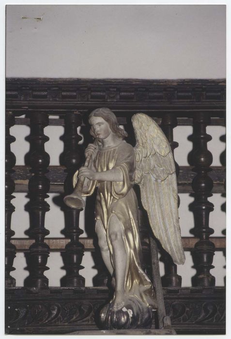 statue : Ange musicien