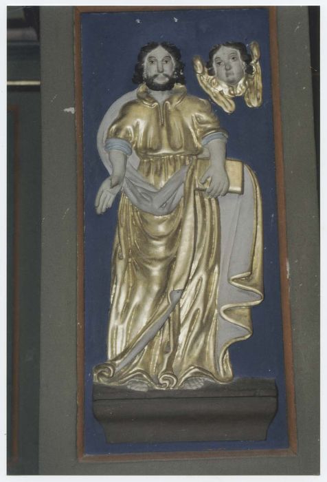 ensemble du maître-autel comprenant l'autel, le tabernacle et ses statues, le retable, le tableau : Sacré-Coeur de Jésus et six chandeliers