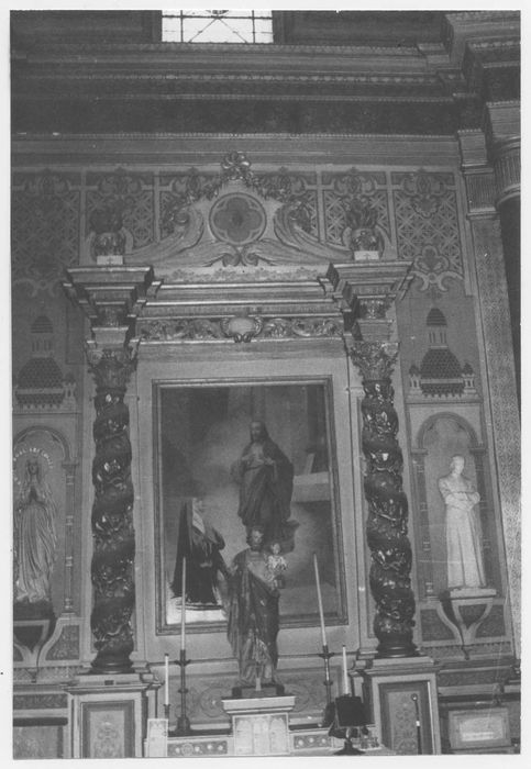 éléments des retables latéraux