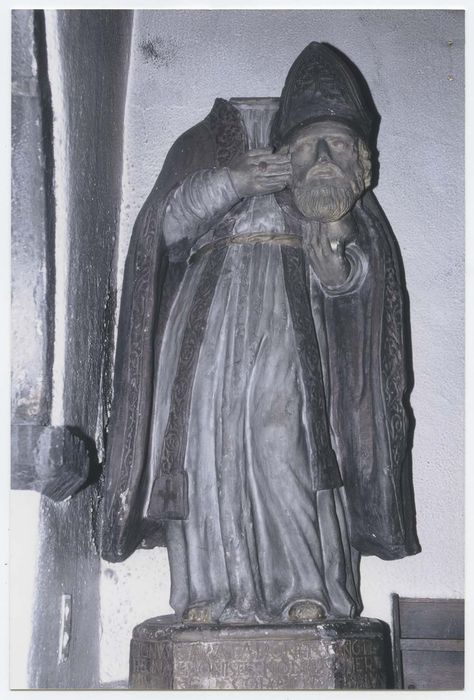 statue : Saint Léon