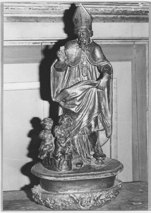 statue : Saint Nicolas