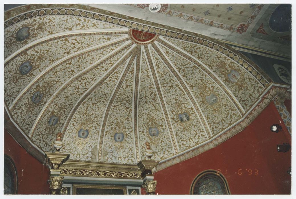 autel (maître-) avec son tabernacle, son retable et son tableau : Saint Laurent