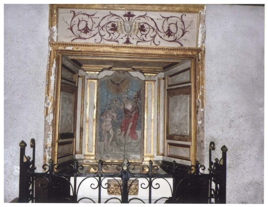 Fonts baptismaux et eur retable : Baptême du Christ