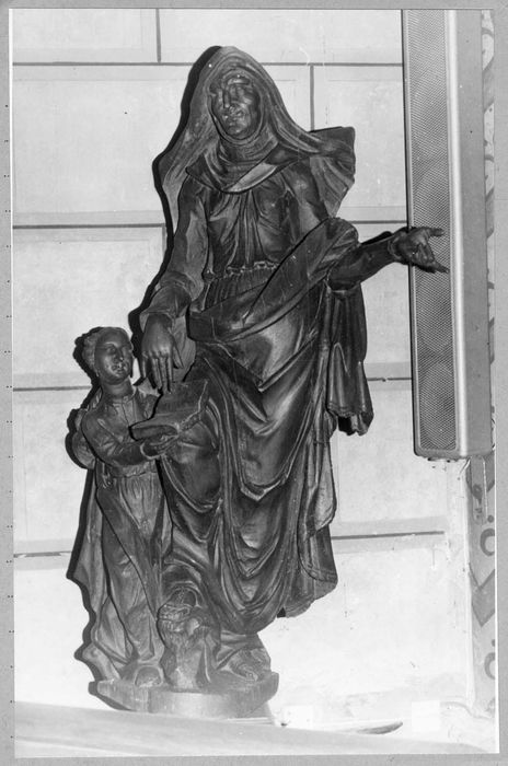 Groupe sculpté : Education de la Vierge