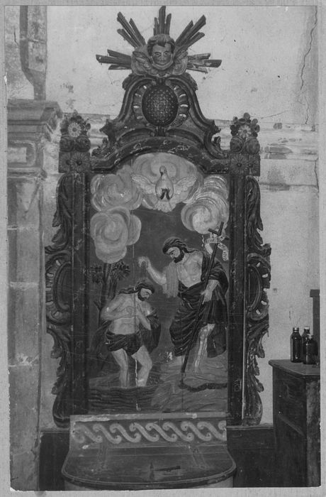 fonts baptismaux et leur retable