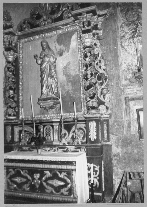 autel latéral et son retable