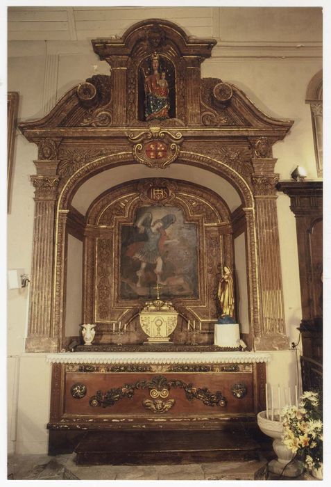 Autel-retable, tableau et son cadre : Saint Michel terrassant le dragon