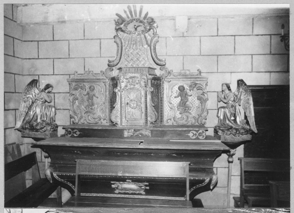 autel, tabernacle et retable de la nef