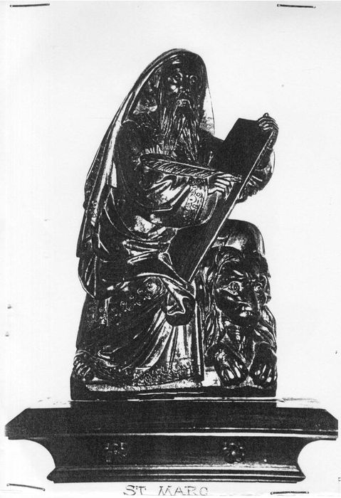 Quatre bas-reliefs : Les Evangélistes