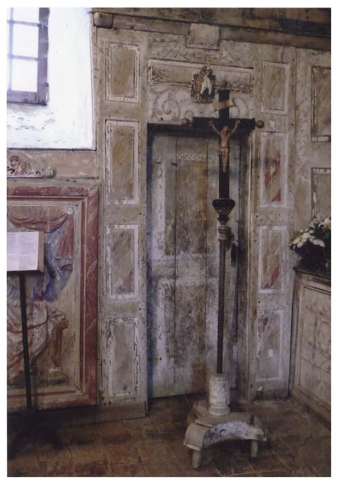 Croix de procession et sa hampe