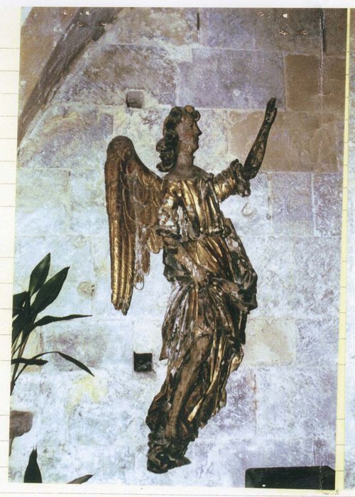 Deux statues (statues d'applique) : L'Ange annonciateur et La Vierge