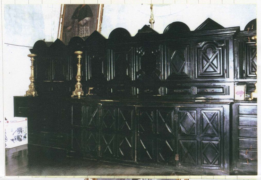 Armoire de sacristie