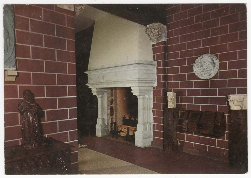 cheminée monumentale