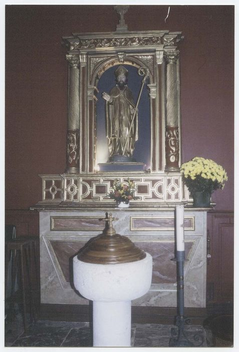 retable latéral droit et statue : Saint Martin évêque 