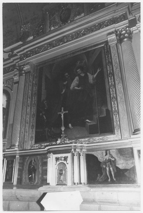 retable du maître-autel et ses cinq tableaux