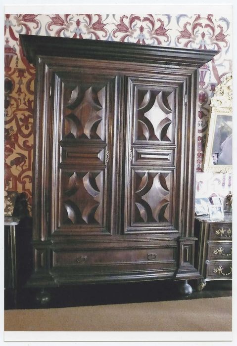 Armoire