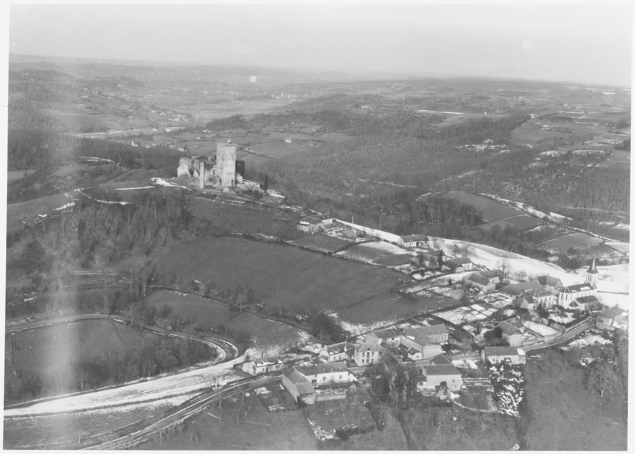 Mauvezin et le château féodal