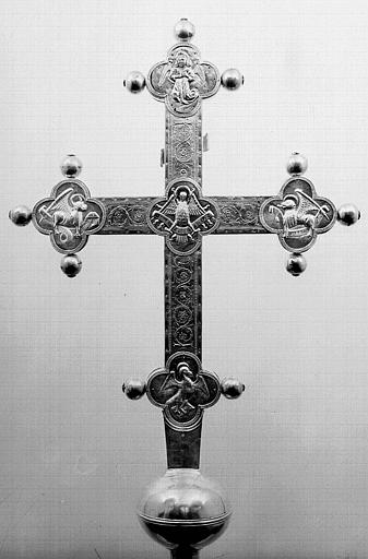 Croix processionnelle en cuivre argenté (revers)
