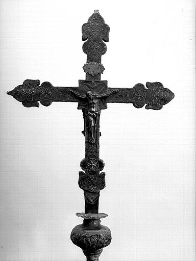 Croix processionnelle en argent (avers)