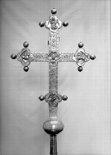 Croix processionnelle en cuivre argenté (revers)