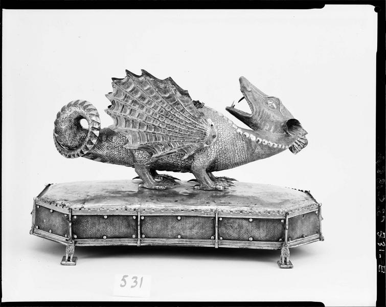 Groupe sculpté : sainte Marguerite et le dragon, dragon seul