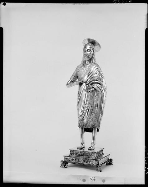 Statuette : Saint Jean-Baptiste, de trois quarts gauche